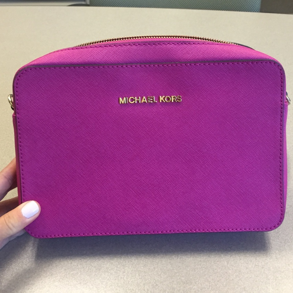 Michael Kors cross body